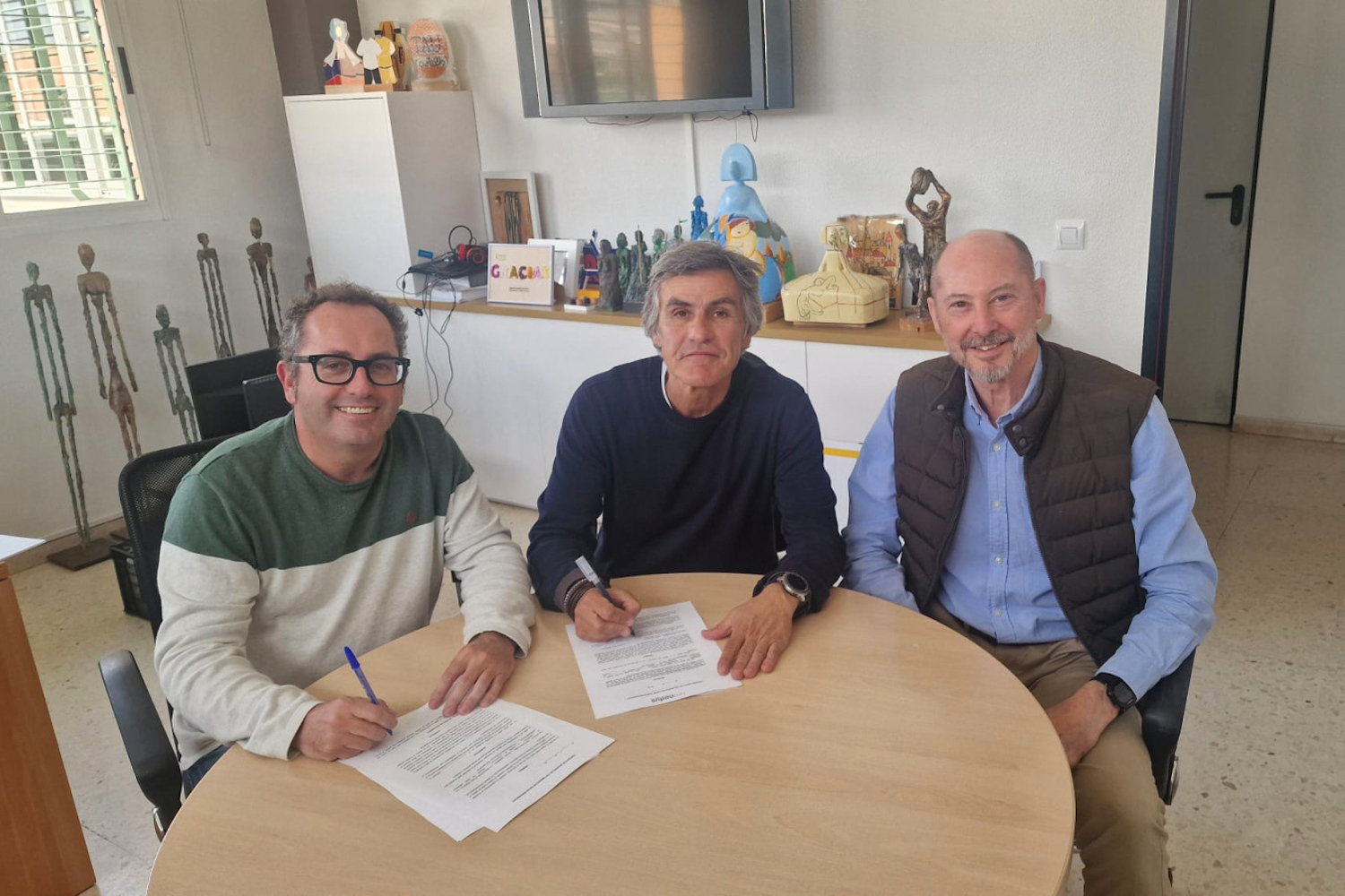 Firma Convenio de colaboración entre Fundación Diagrama y Saúl Brand SL