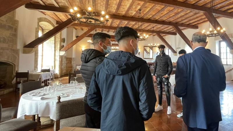 El Parador de Turismo de Tortosa (Tarragona), miembro de la Red Nodus, recibe la visita de jóvenes en sus instalaciones