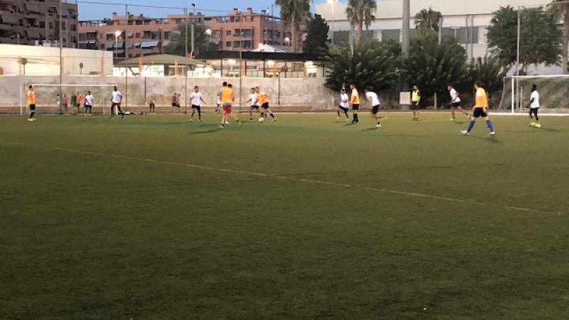 Jóvenes participan en una jornada de convivencia impulsada por Verne Technology Group y la Red Nodus